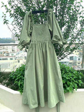 The French Dress with Wavy Lantern Sleeves